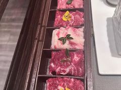 -左庭右院鲜牛肉火锅黑金店(陆家嘴中心店)