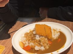 -玛格萝妮(汇智国际商业中心店)