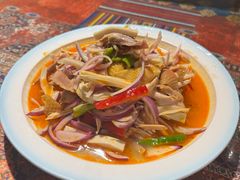 -乡村馕坑肉·烧烤·新疆菜·本地人更爱吃(阿勒泰首店)