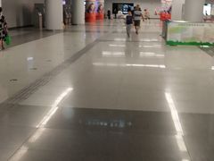 -新百广场(地铁站)