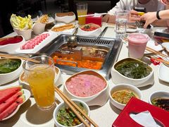 -海底捞火锅鲜切牛肉主题店(长寿路店)