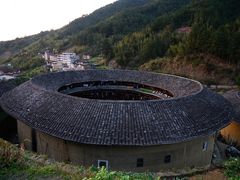 -初溪土楼群