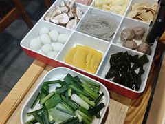 -鲁员外地锅鸡地锅鱼(古墩路店)