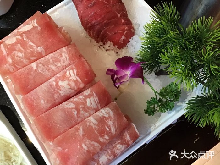 渝利重庆火锅图片