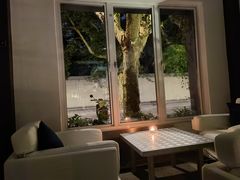 -穹六人间 people 6(岳阳路店)