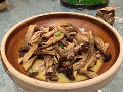-沅江水·湖南家宴(南村万博长隆商圈店)