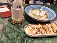 -秘密旅行Bonjour(黑金冠 江南西店)