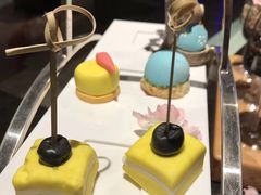 -广州天河希尔顿酒店