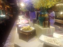 -阪尚皇·原切牛排·烤肉火锅自助(北京路店)