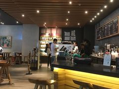 -星巴克臻选(周浦万达店)