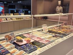 -好利来(上海长宁龙之梦店)