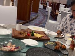 -东方豪景花园酒店·怡景旋转餐厅