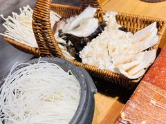 -围炉·云南铜瓢牛肉火锅(桐柏路店)