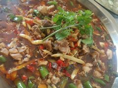 -兔行天下-鸿鹤鲜锅兔(中海国际店)