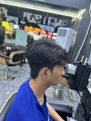 -藤野造型专业烫染接发