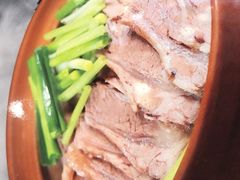 -胡须佬鸡煲四季火锅店(石厦西村直营店)