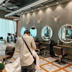 -QZHAIR SALON