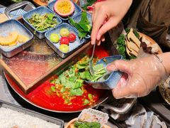 -楠小云·云南鲜牛野生菌自助火锅(九眼桥店)