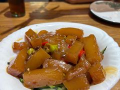 -东来菜馆•手抓海鲜家常菜•海鲜锅贴(鸽子窝店)
