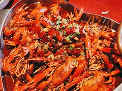 -龙巢盱眙龙虾·牛蛙·烧烤宵夜(八卦岭店)