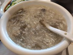 西湖莼菜牛肉羹-峨嵋酒家(地安门店)