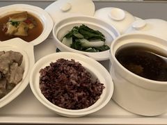 -臻爱住家月嫂育儿嫂(万达店)