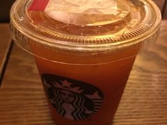 冰摇芒果花草茶-星巴克(常州丰臣国际广场店)