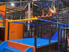 -VFSC极限蹦床主题公园(乐园道彩悦城阳光店)