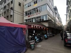 -龙翔小猪脚(龙头街店)