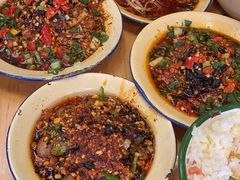 -拈签一笑黄牛肉辣卤串串