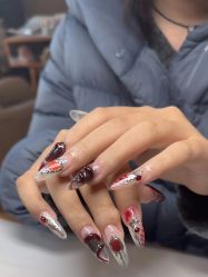 -UGIRL有个美甲