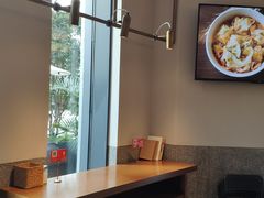 靠窗位-村外有星光小食铺(长嘉汇店)