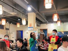 大堂-肖肖酸萝卜鱼火锅(总店)