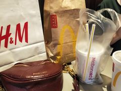 -麦当劳(新世纪环球中心店)