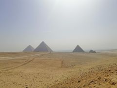 -吉萨金字塔群