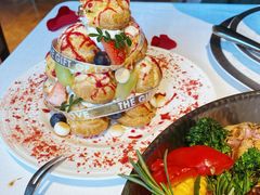 -Mogul Eatery·大亨餐酒馆