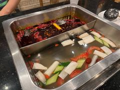 -百年川椒重庆老火锅(光谷店)