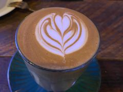 澳白-老麦咖啡馆·TheCottageCafe(静安寺店)