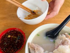 -雷祖芳老妈蹄花店