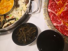 -牛魔王时尚回转餐厅