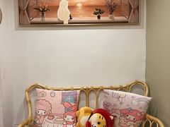 -C.Y Cafe