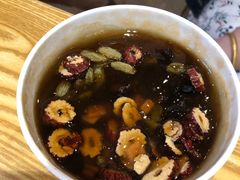 -八一路好吃街(雨田商务大厦店)