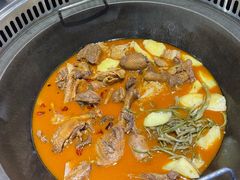 -屯老弟·东北菜铁锅炖(南京首店)