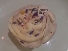 薰衣草檸檬紙杯蛋糕-Pantry's Best派悦坊蛋糕(K11购物艺术中心店)