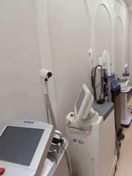 -广州健丽·去眼袋医疗美容机构