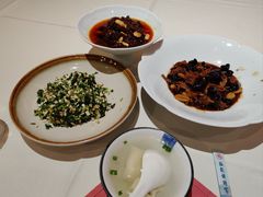-梅龙镇酒家(南京西路总店)
