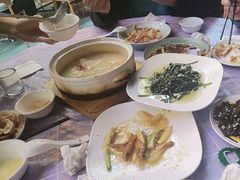 -鑫悦楼煎蟹·16年海鲜大排档