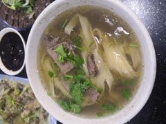 牛肉拉面-十二忠手拉面(五福店)