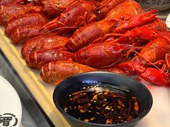-肥肥虾庄·金牌油焖大虾(沙湖店)