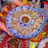 连尖椒都可以直接下饭，太巴适了～秘制酱牛骨